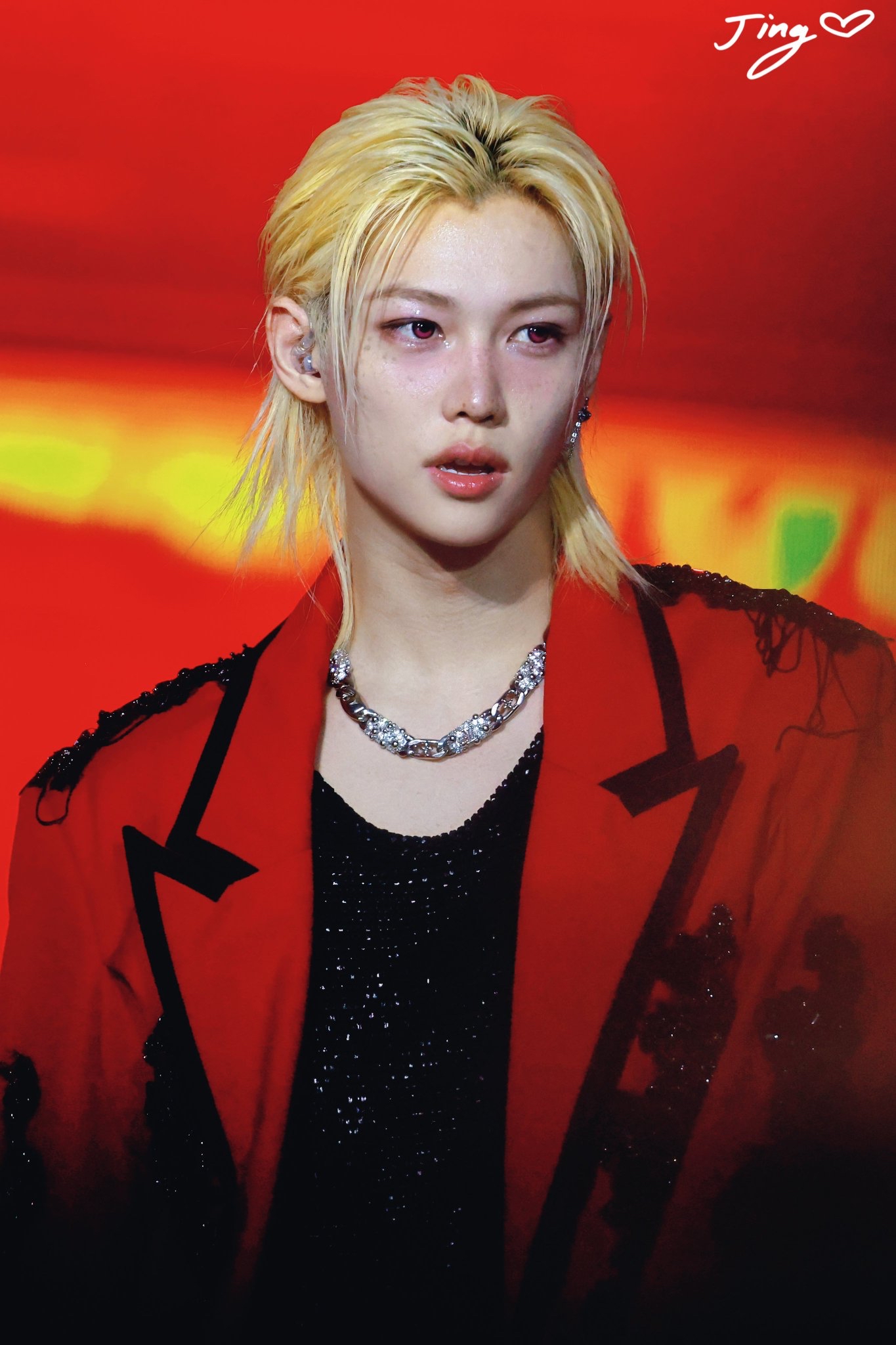 Latest photo of Felix (Stray Kids)