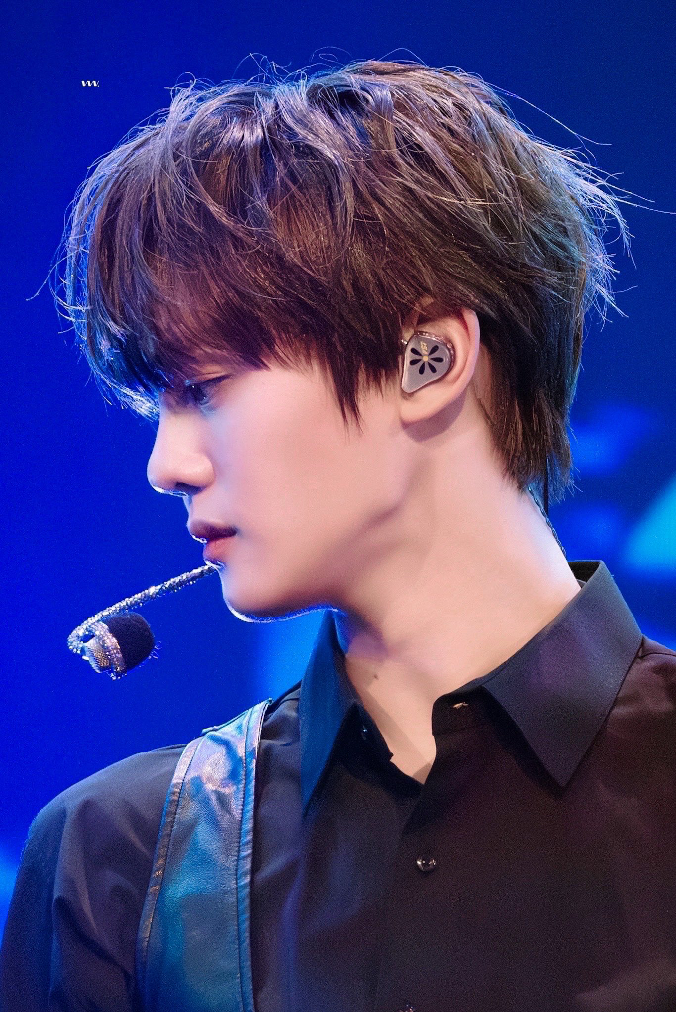 A moment captured by Kim Gyuvin (ZEROBASEONE)'s fan