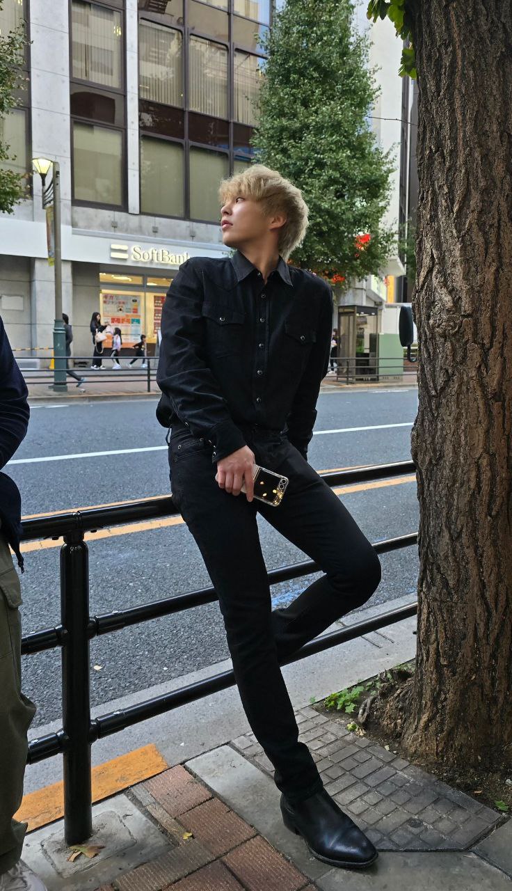 Recent activity shot of Xiumin (EXO)