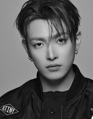 Latest photo of Hongjoong (ATEEZ)