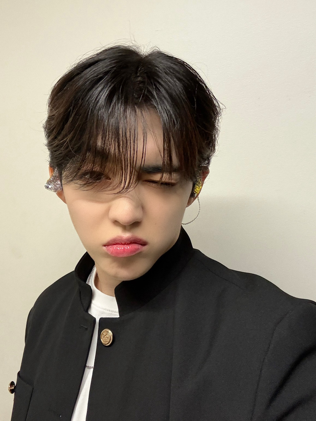 Recent activity shot of S.Coups (SEVENTEEN)