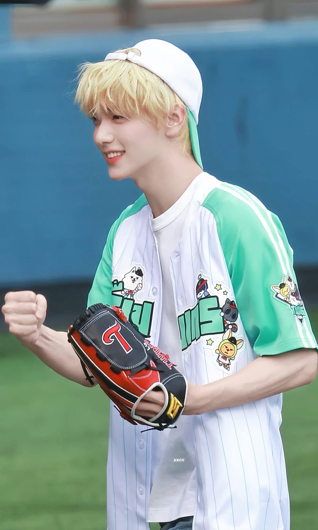 The most beloved wallpaper among Soobin (TOMORROW X TOGETHER)'s fans