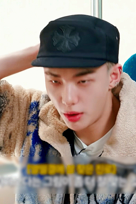 Recent activity shot of Hyunjin (Stray Kids)