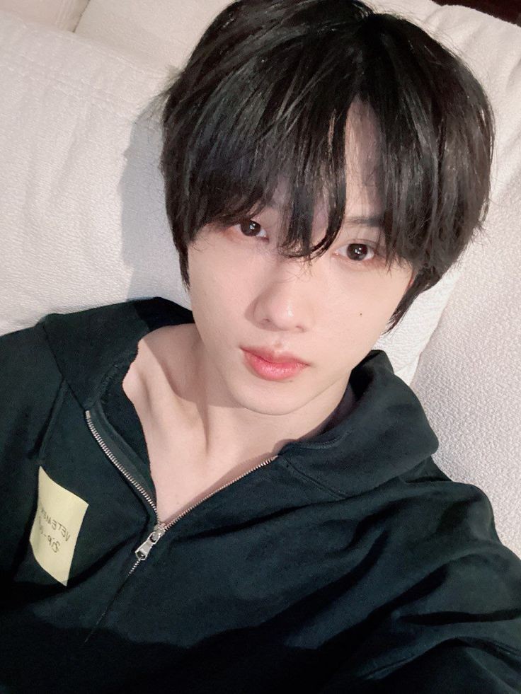 Latest photo of Jisung (NCT DREAM)