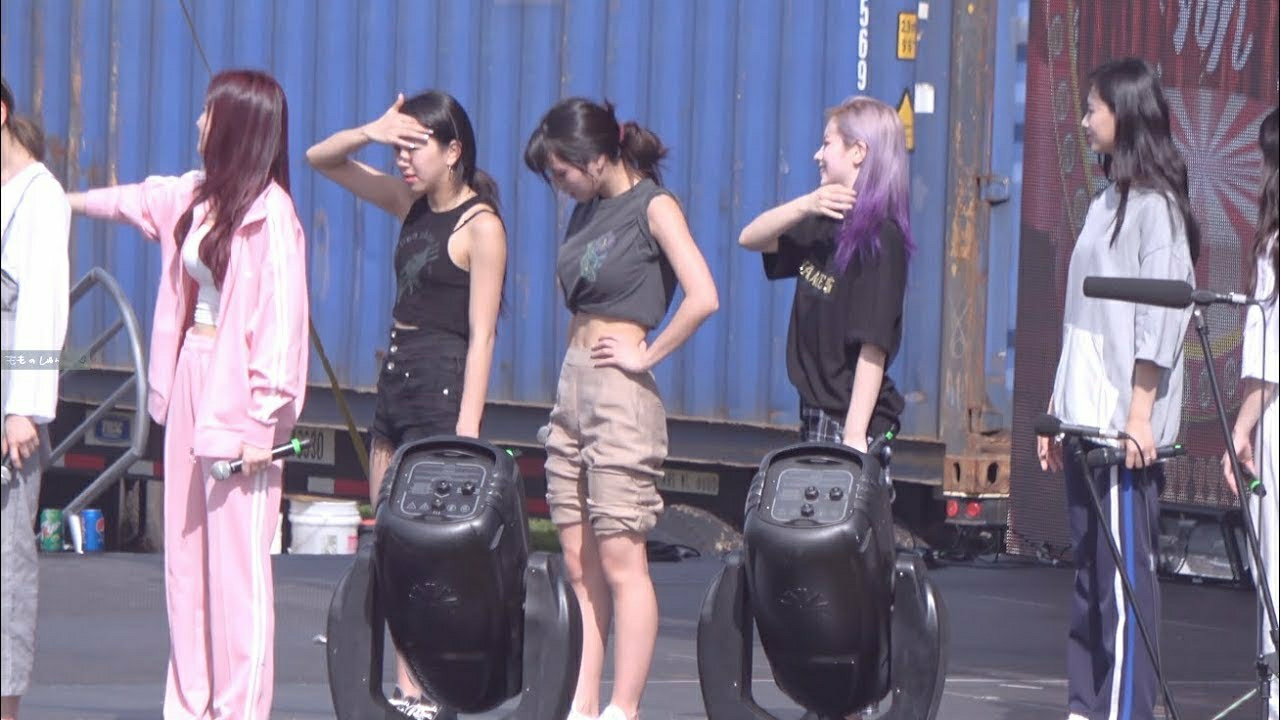 Recent activity shot of Momo (TWICE)