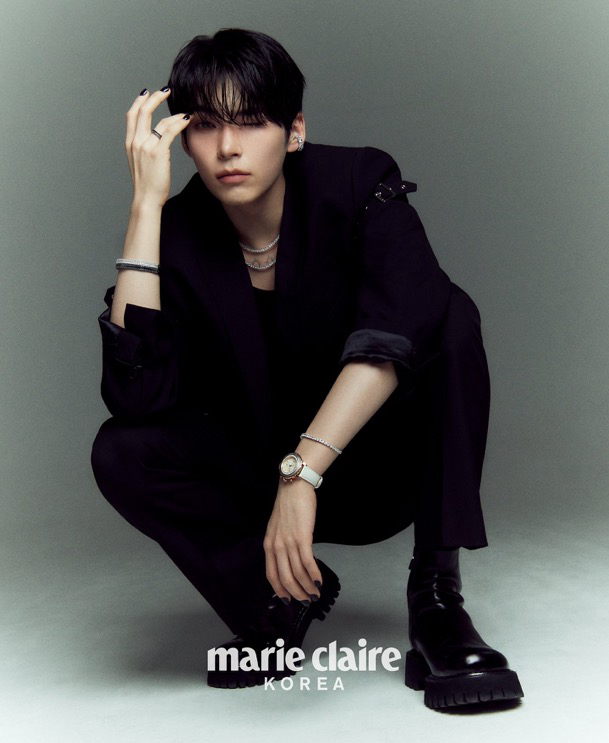 Latest photo of Sung Hanbin (ZEROBASEONE)