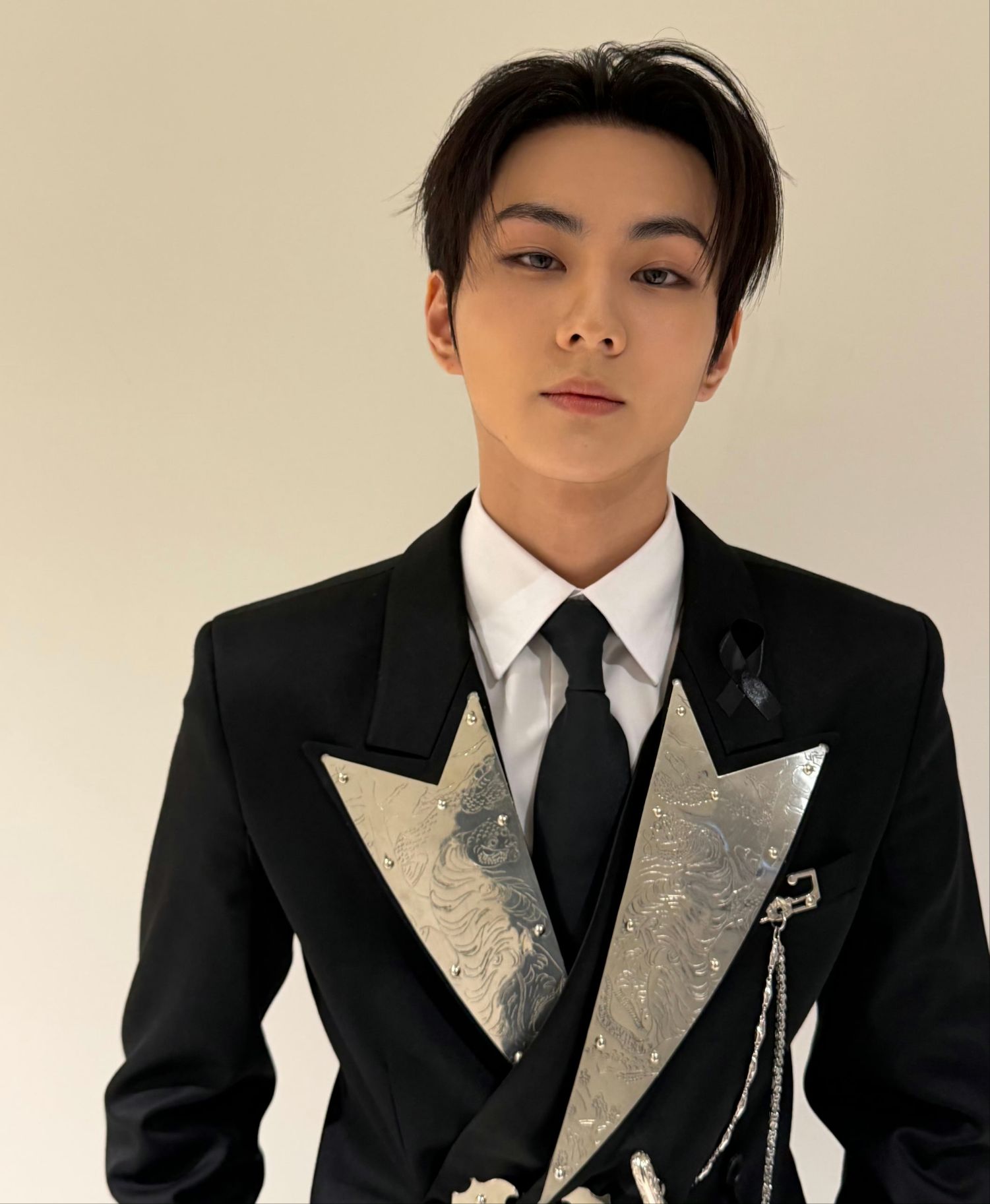 Latest photo of Jungwon (ENHYPEN)