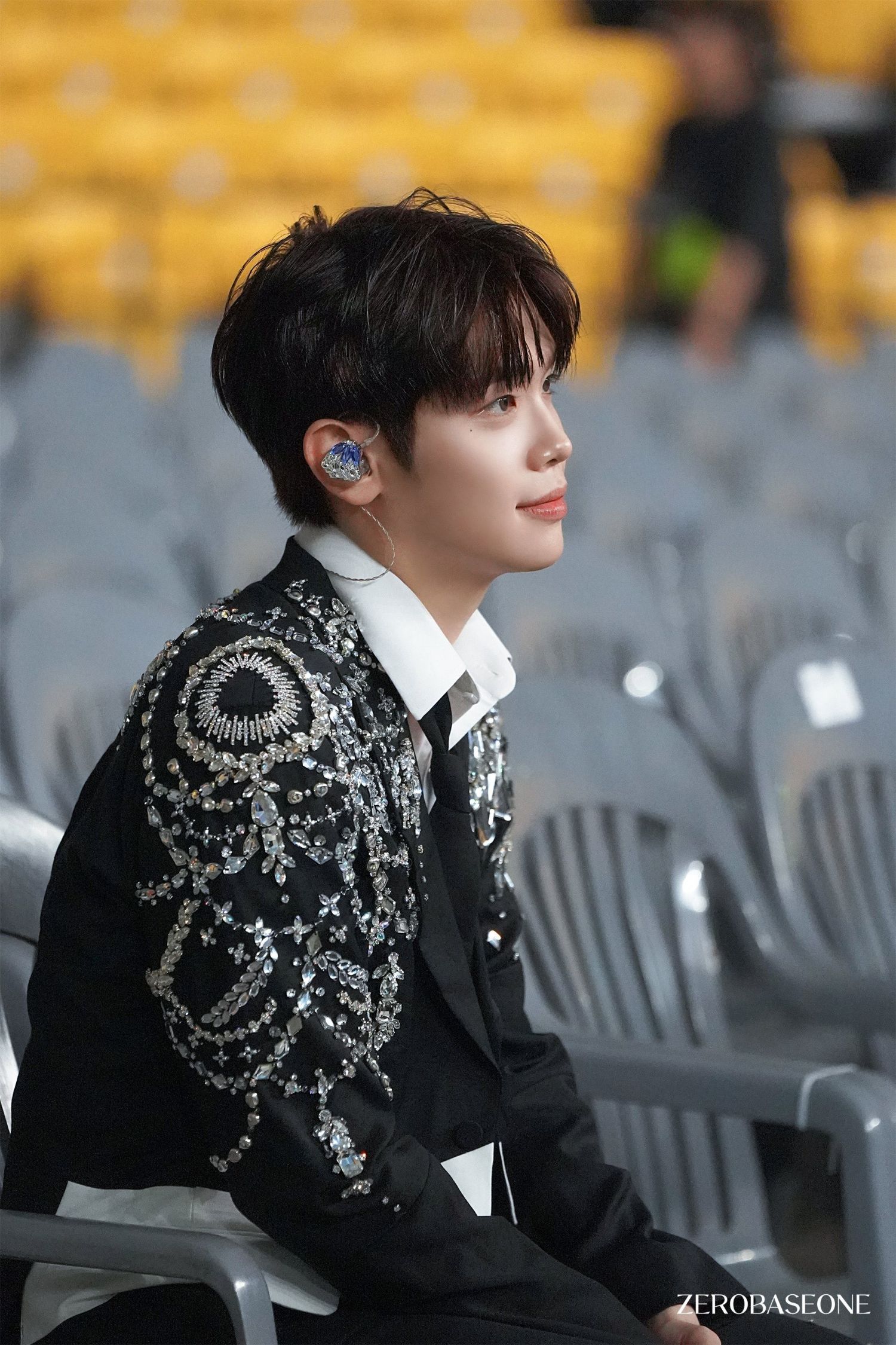 Latest photo of Kim Taerae (ZEROBASEONE)