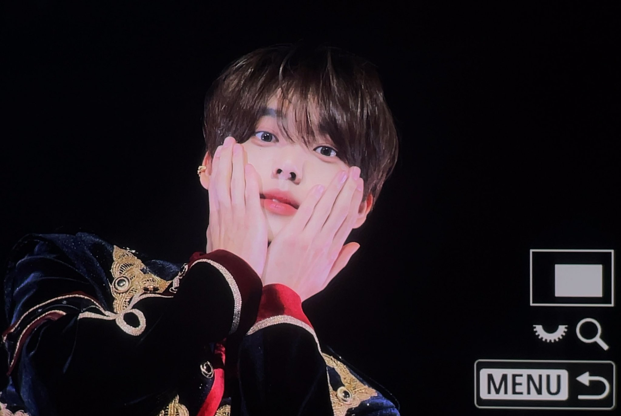 韩维辰 (ZEROBASEONE)的最新活动照片