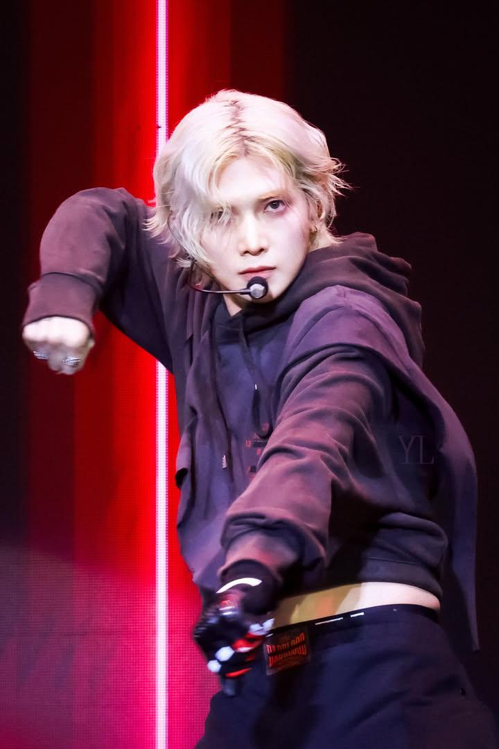 Behind-the-scenes cut of Yeosang (ATEEZ)