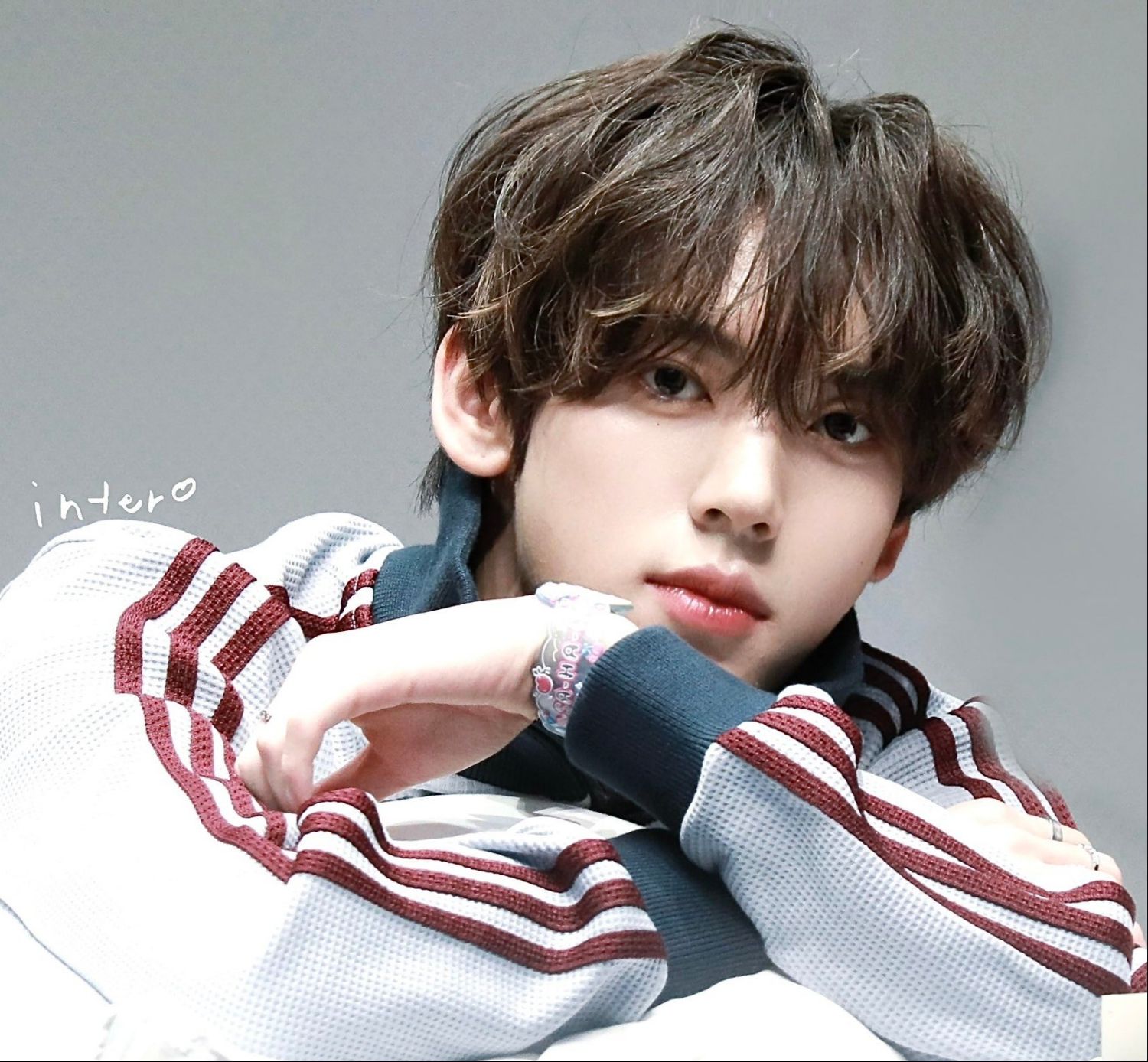 Behind-the-scenes cut of Han Yujin (ZEROBASEONE)