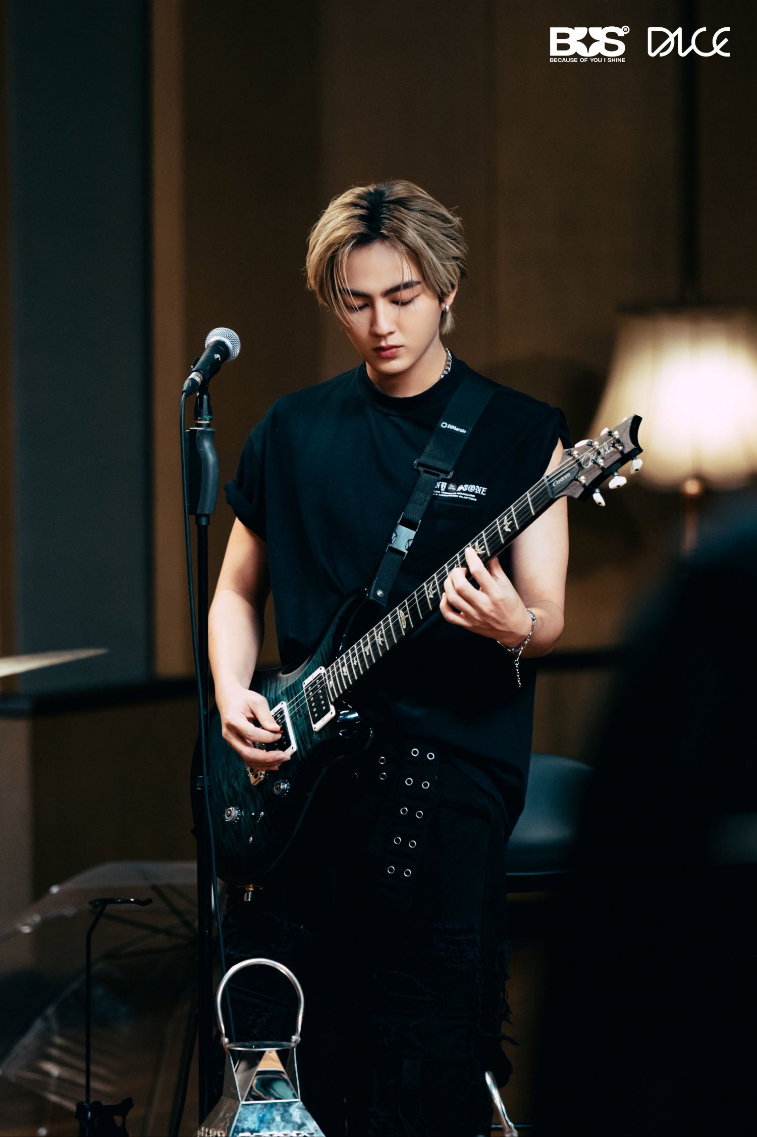 Behind-the-scenes cut of Heart (BUS)