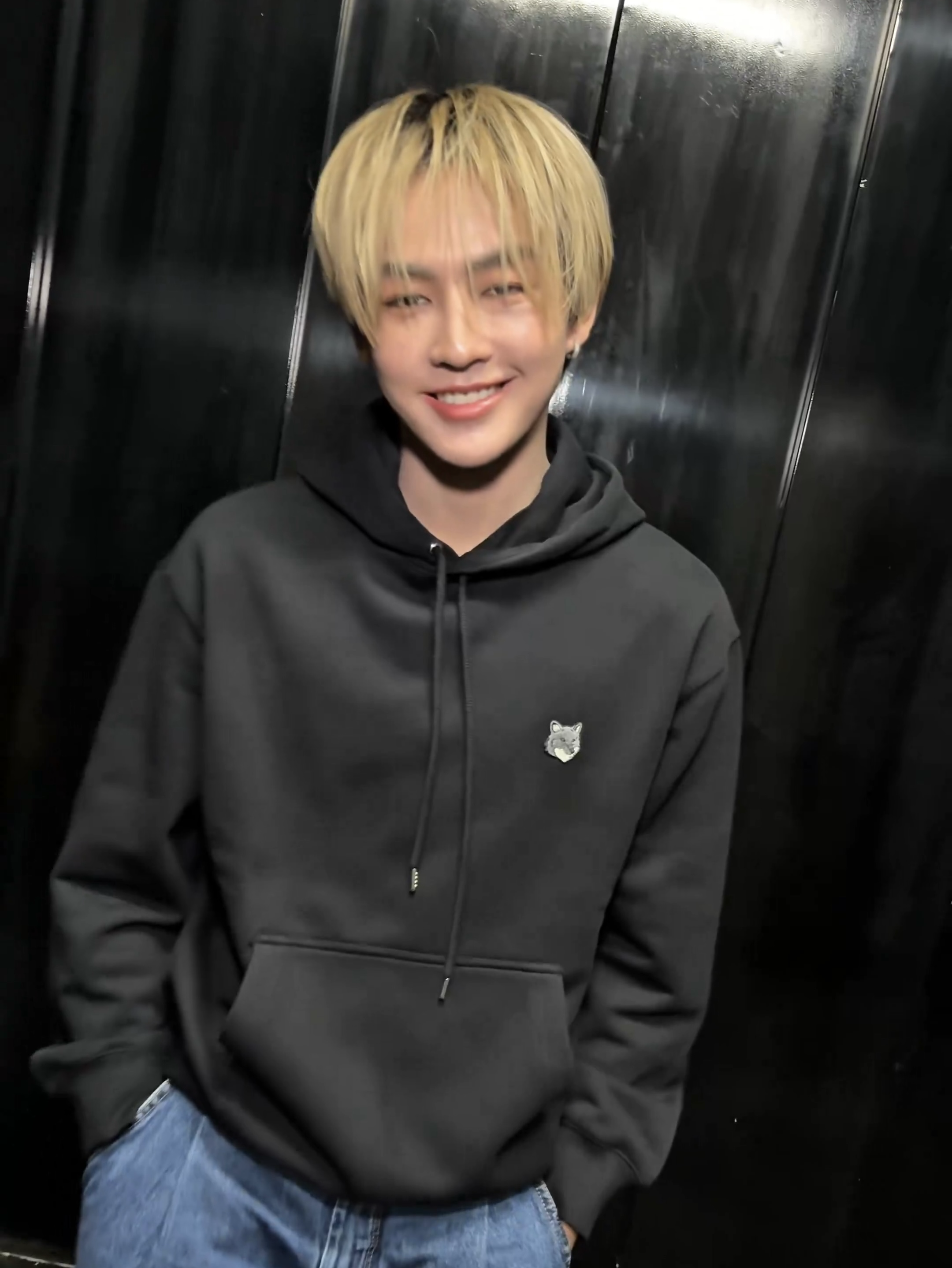 Behind-the-scenes cut of Heart (BUS)