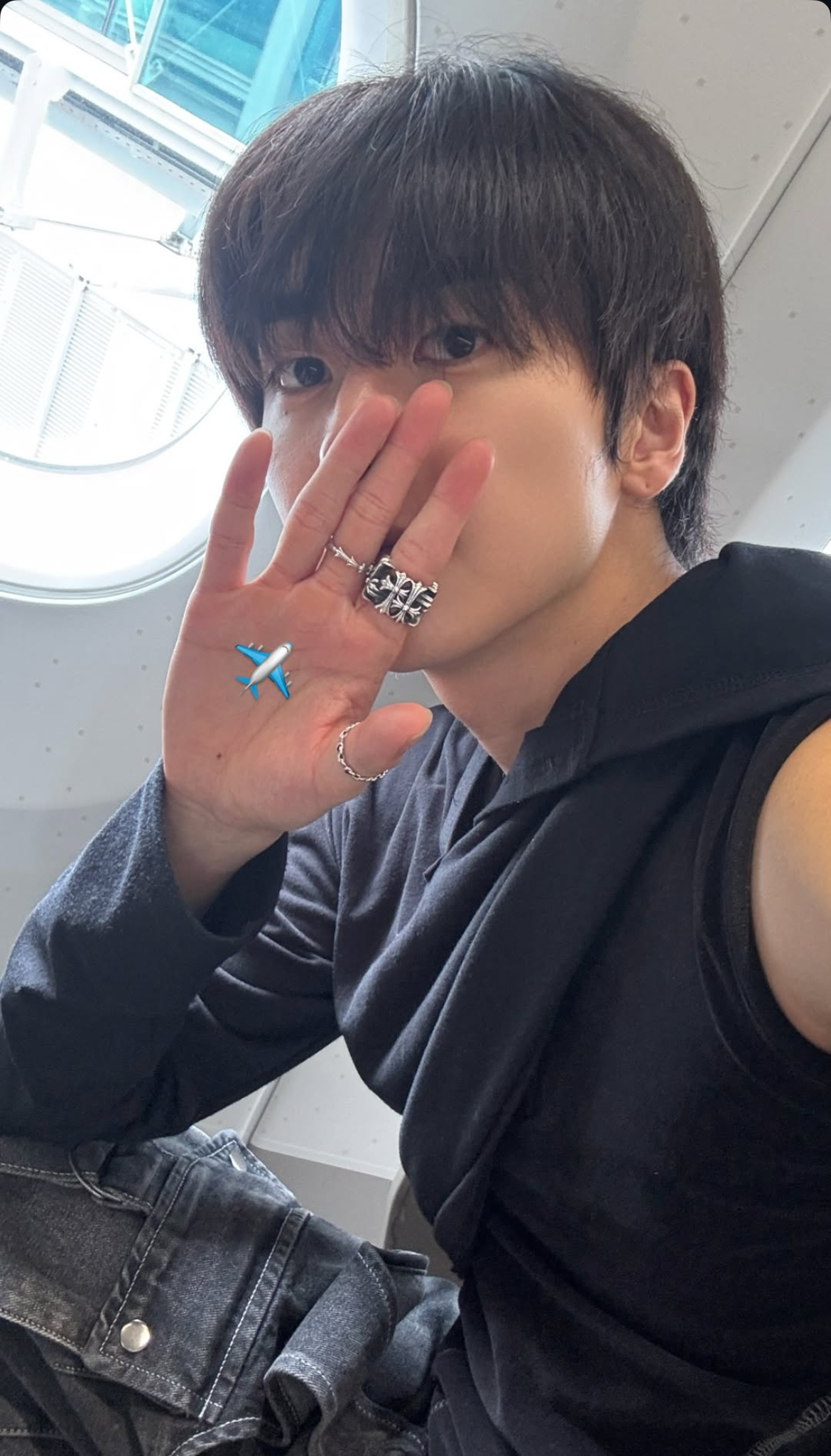 Recent activity shot of Xiao (UP10TION)