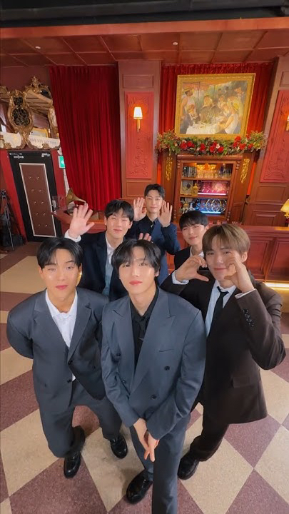 Recent activity shot of Shownu (MONSTA X)