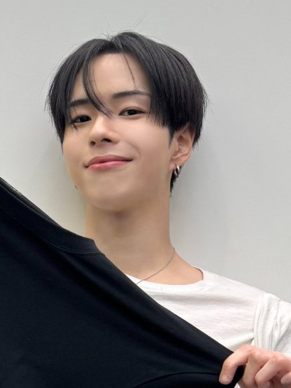 Behind-the-scenes cut of Yoon Jaehyuk (TREASURE)