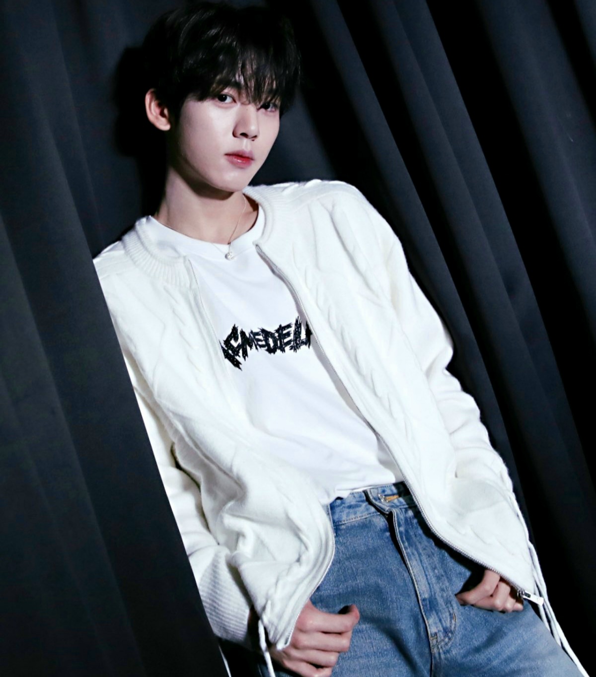 Latest photo of Han Yujin (ZEROBASEONE)