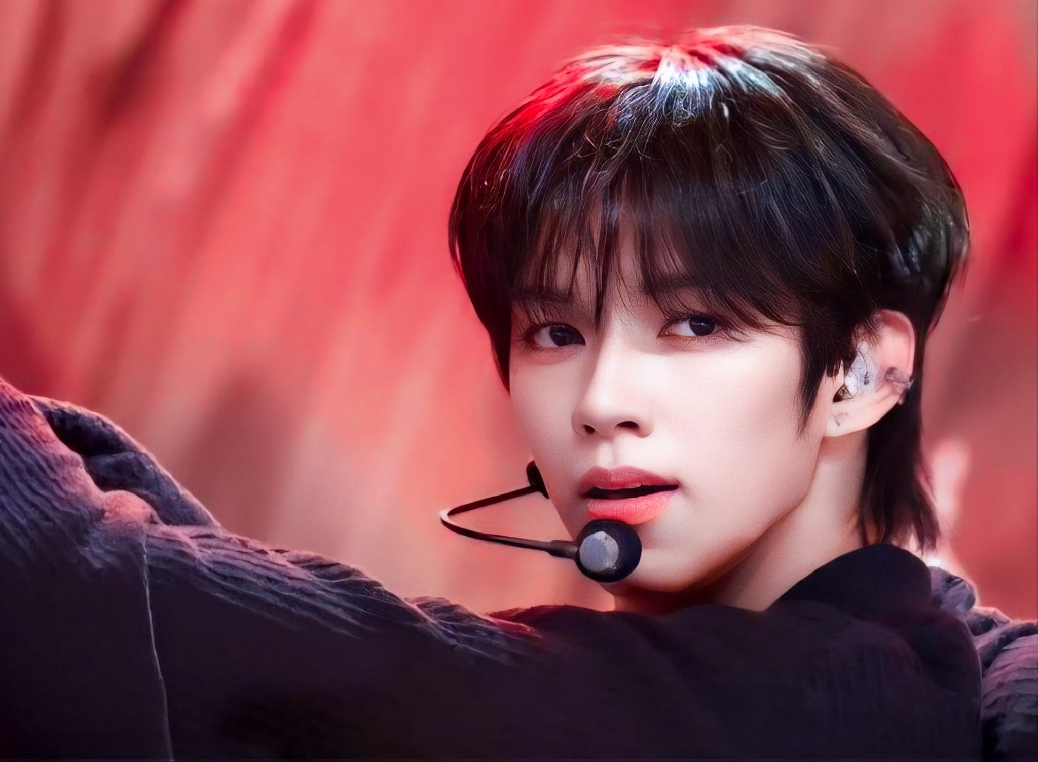 Recent activity shot of JL (AHOF)