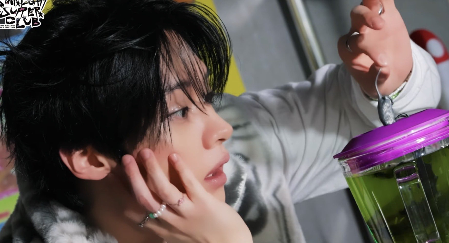 A moment captured by Lee Know (Stray Kids)'s fan