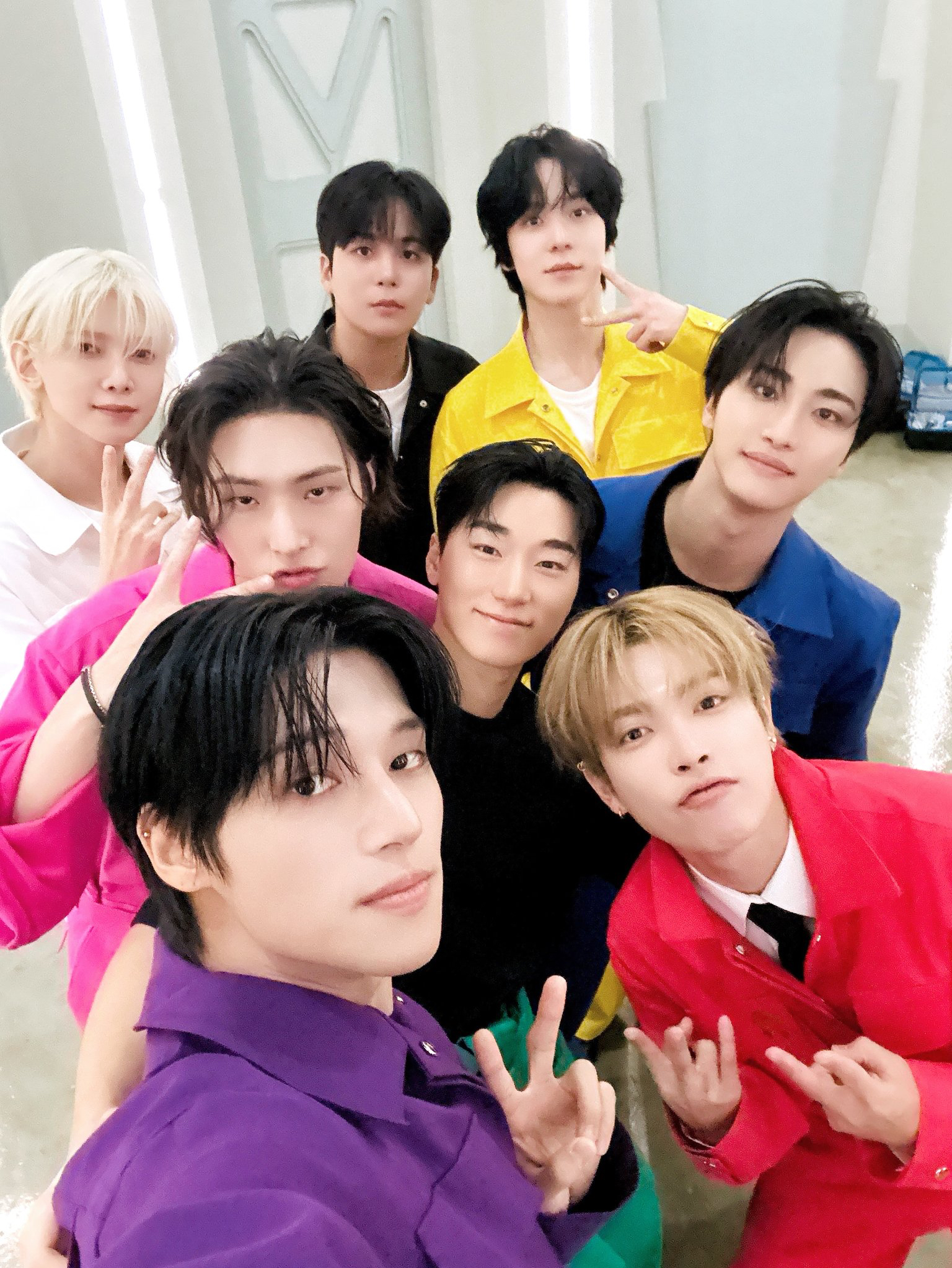 Behind-the-scenes cut of Seonghwa (ATEEZ)