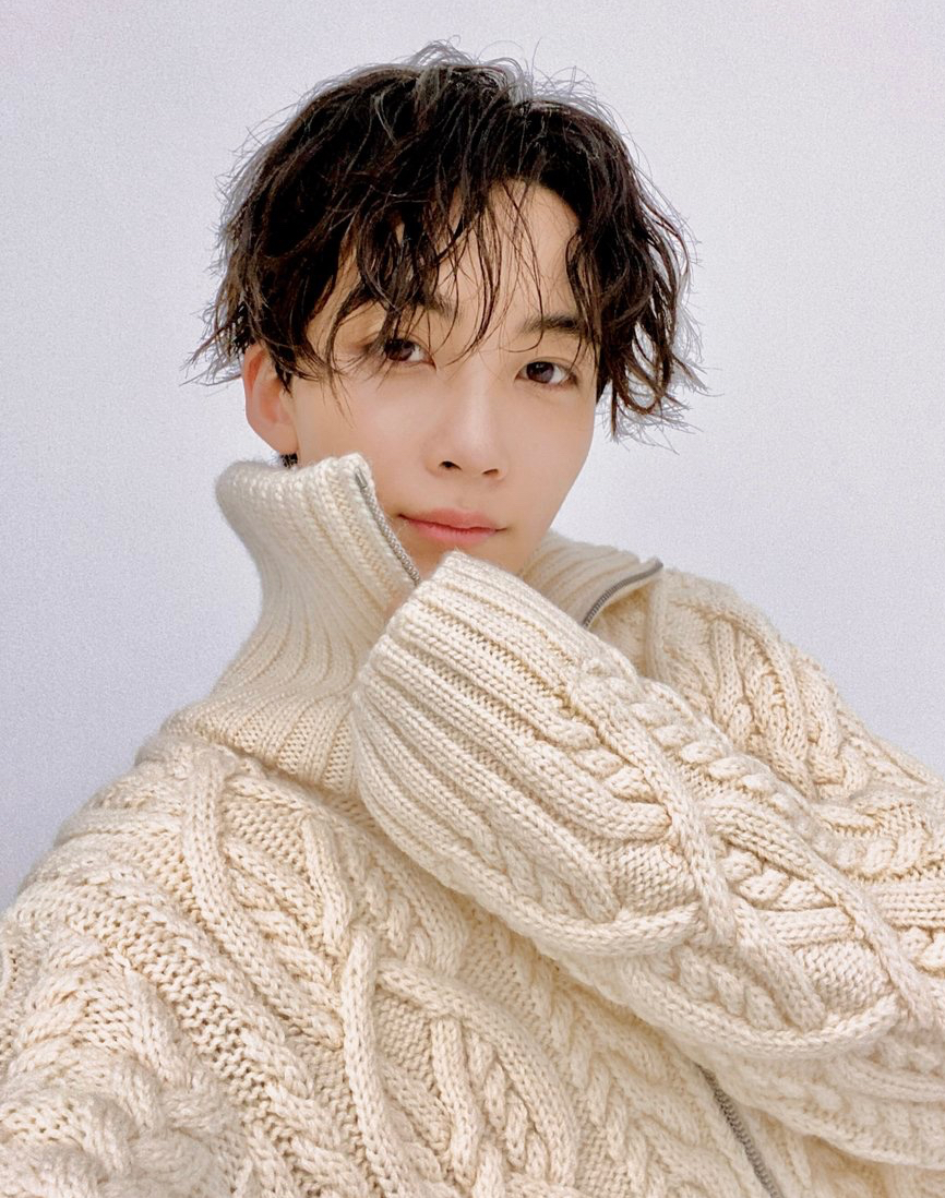 Latest photo of Jeonghan (SEVENTEEN)