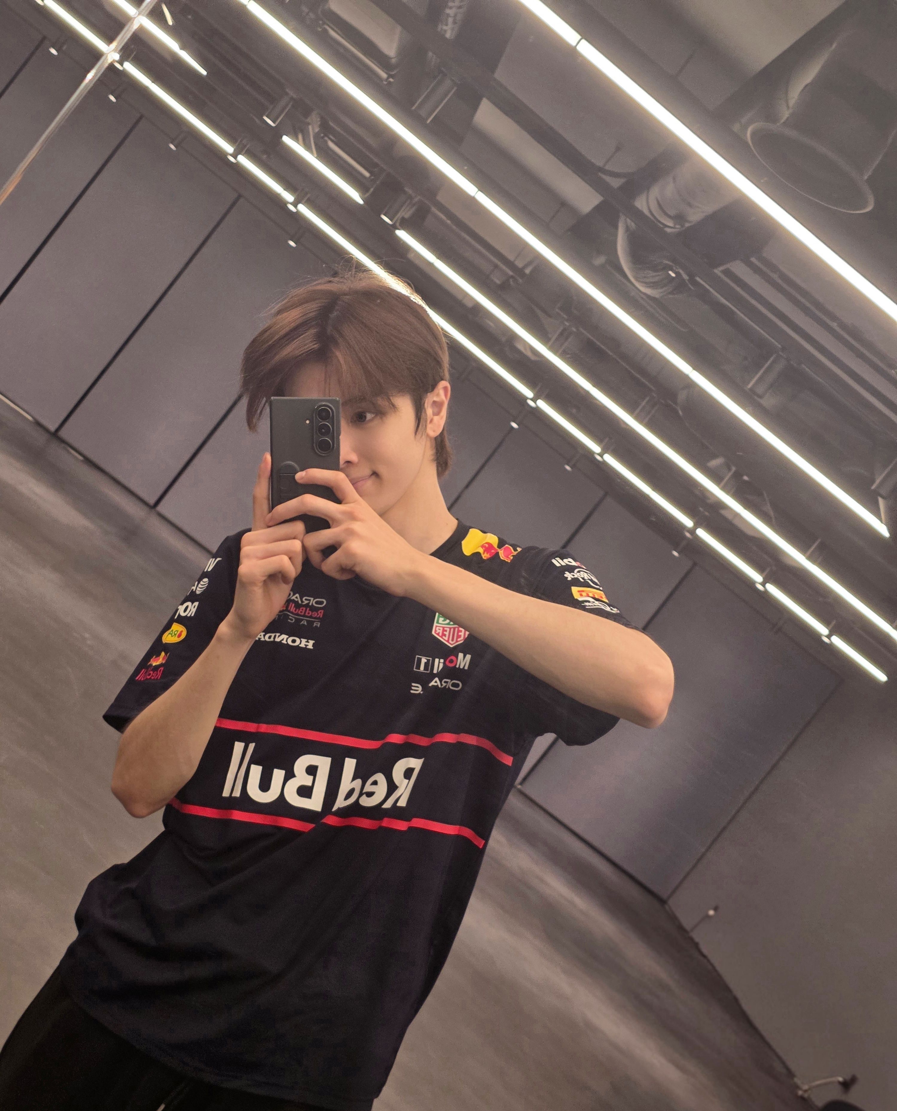 Latest photo of Sungchan (RIIZE)