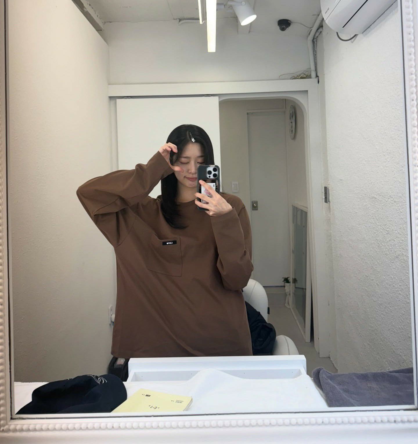 A moment captured by Kim Minju's fan