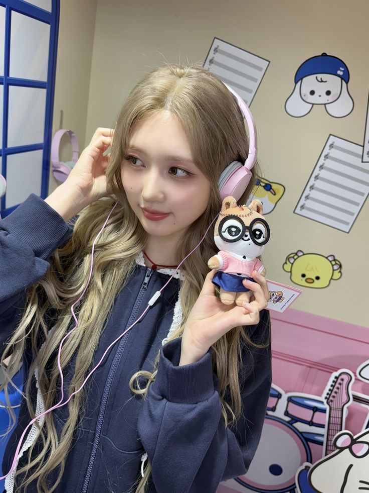 Behind-the-scenes cut of Gaeul (IVE)