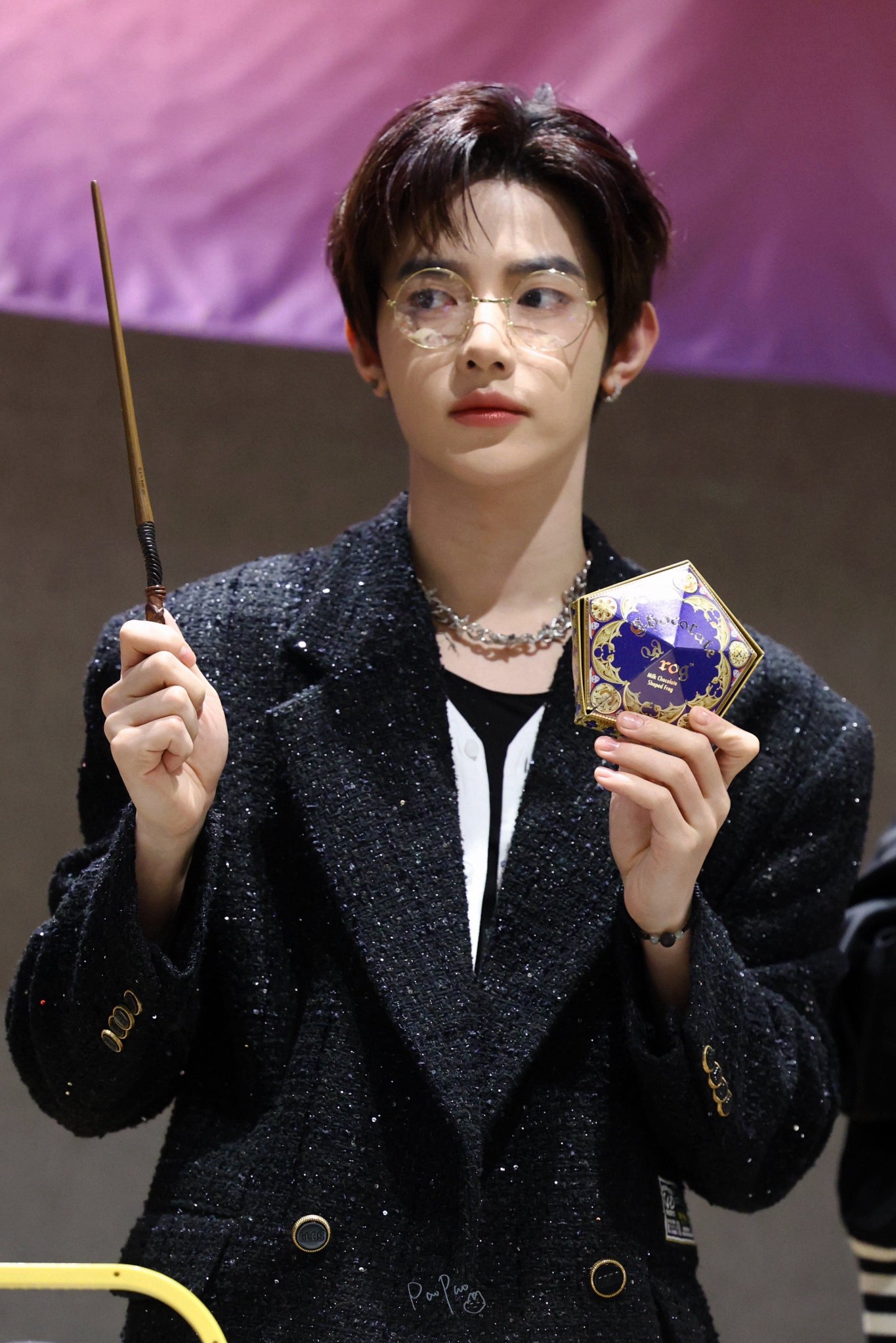 ジャン・ハオ (ZEROBASEONE)の舞台裏ショット