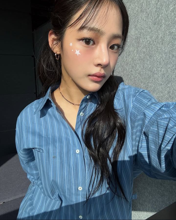 Recent activity shot of NewJeans
