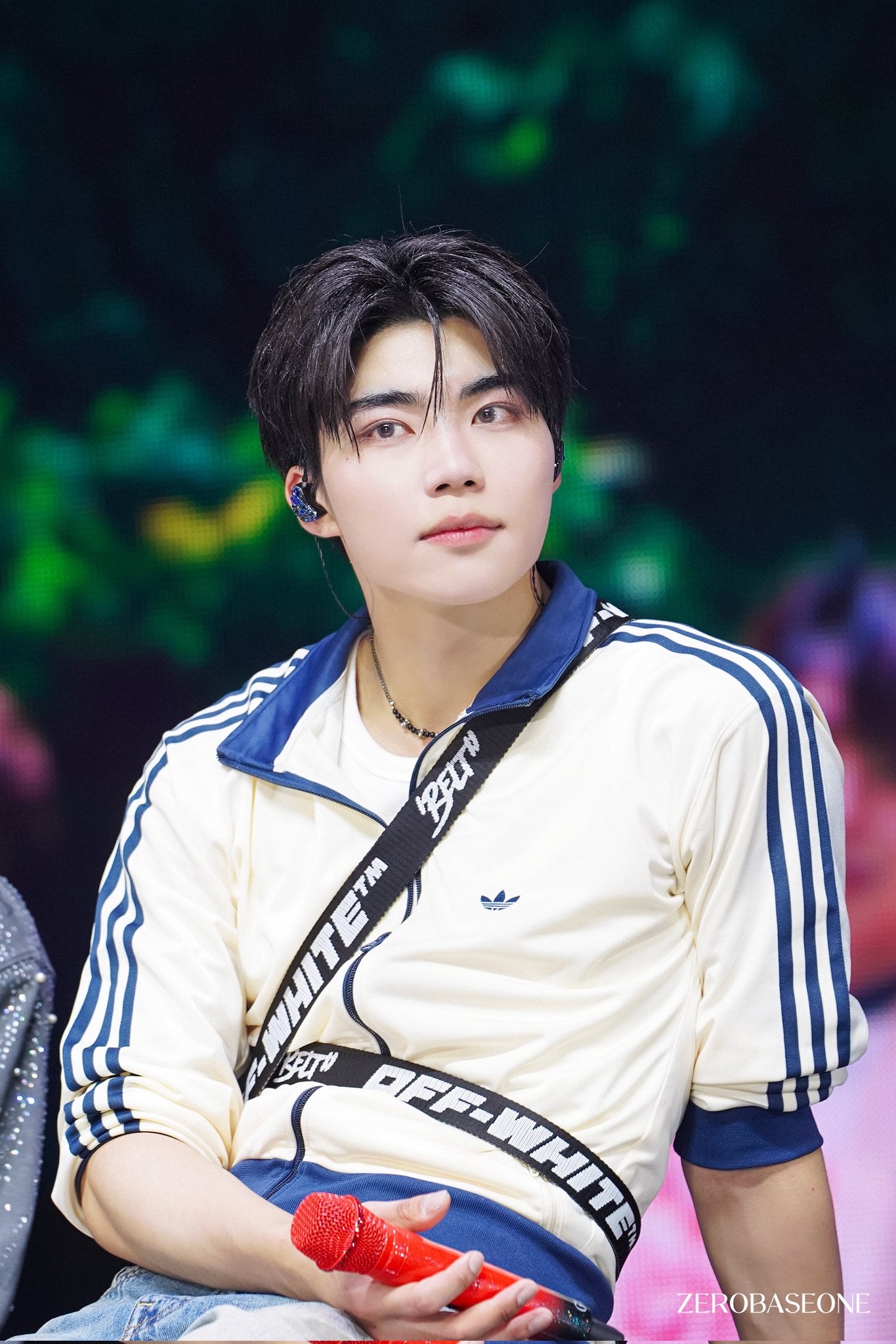 Behind-the-scenes cut of Park Gunwook (ZEROBASEONE)