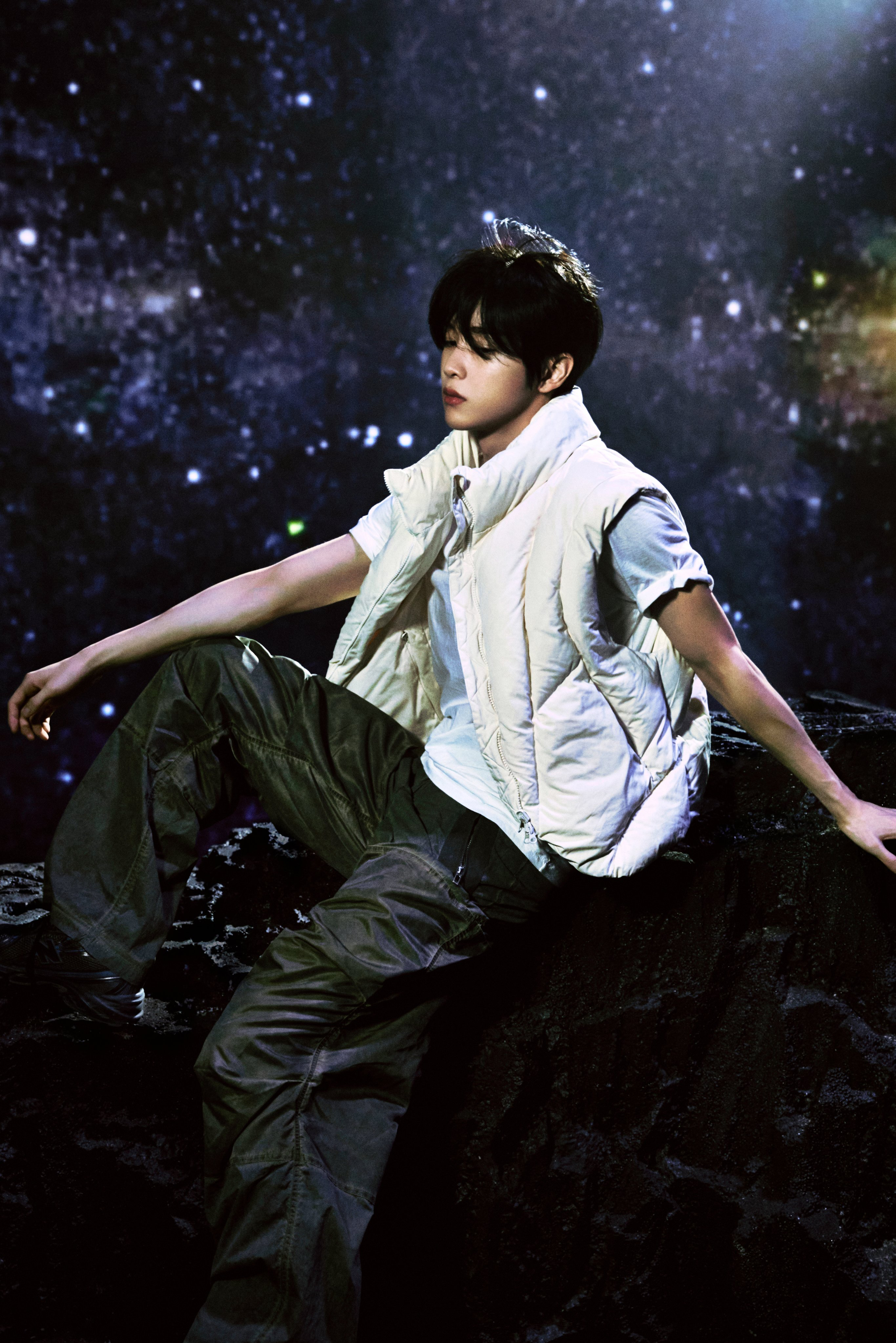 Latest photo of Sungchan (RIIZE)
