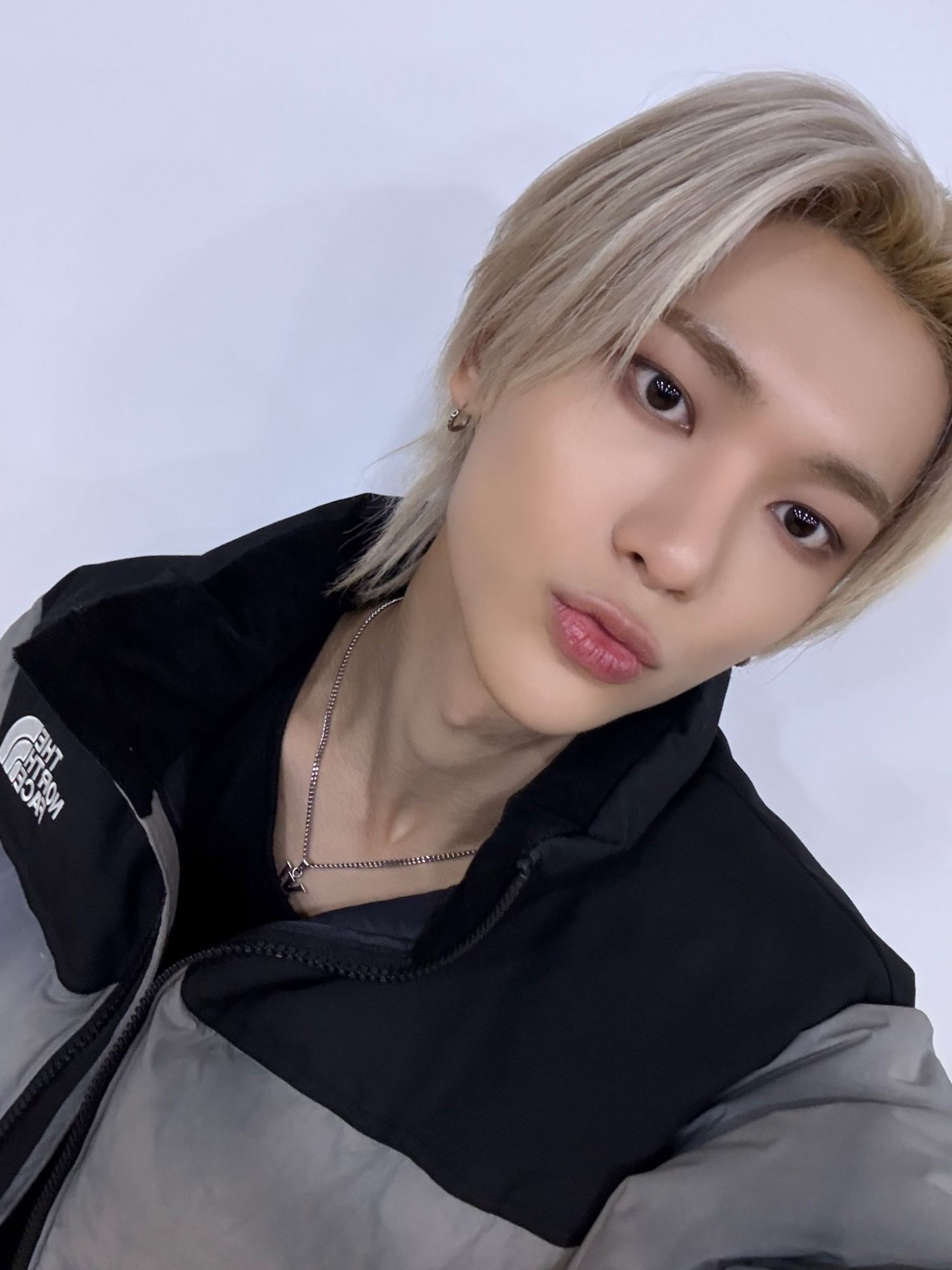 Recent activity shot of Siyun (NOWZ)