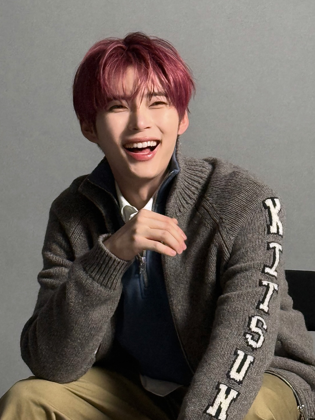 Latest photo of Sung Hanbin (ZEROBASEONE)