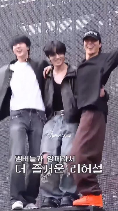 Fandom-recommended wallpaper image of BTS