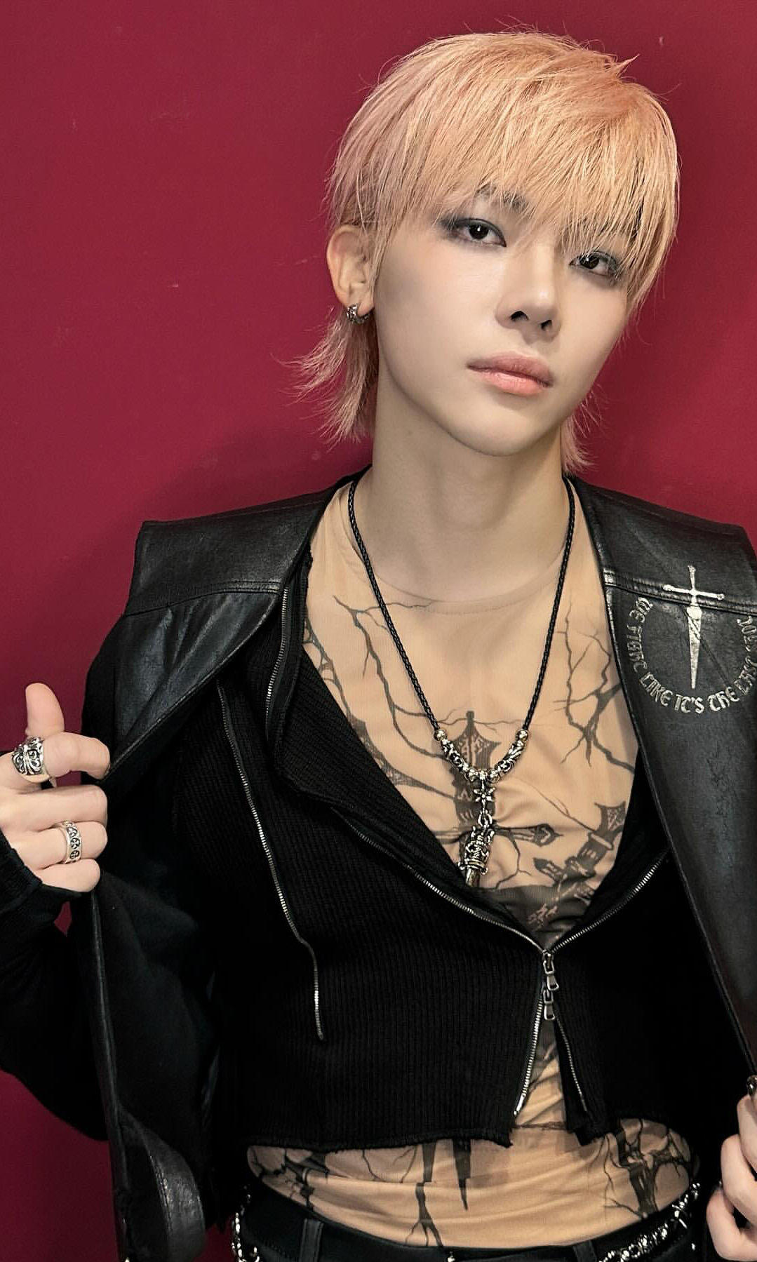 Momen yang diabadikan oleh penggemar Nicholas (&TEAM)