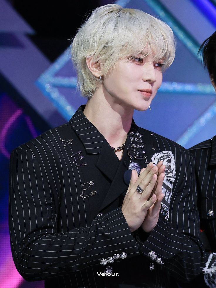 에이티즈의 최신 사진