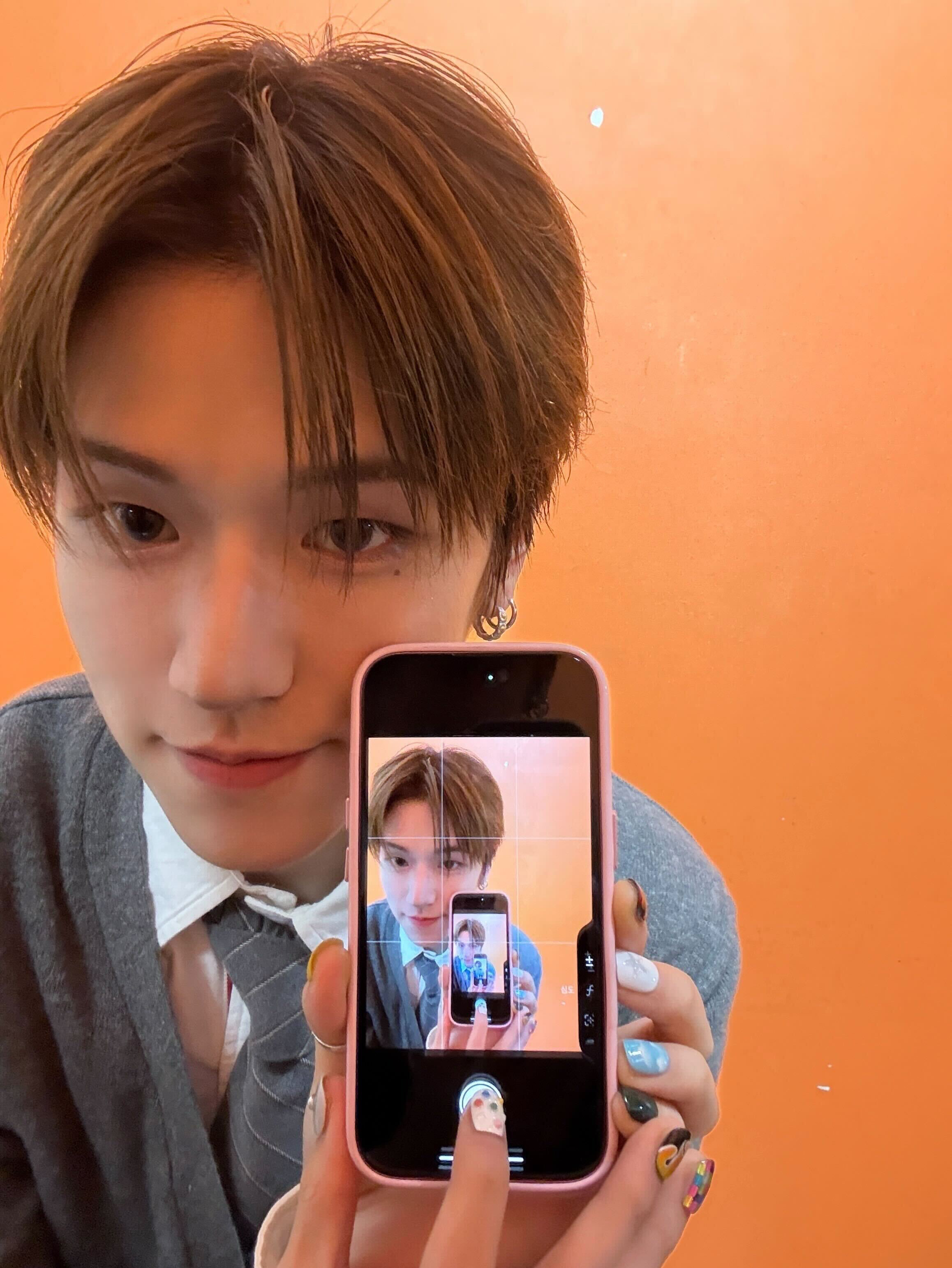 Behind-the-scenes cut of Riwoo (BOYNEXTDOOR)