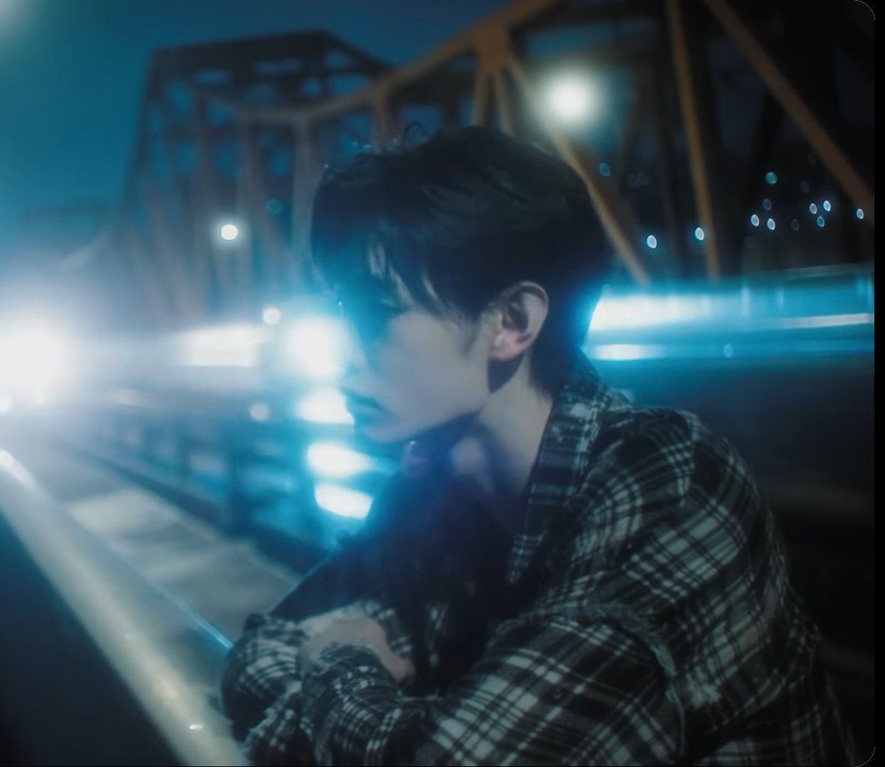 Behind-the-scenes cut of Sunghoon (ENHYPEN)