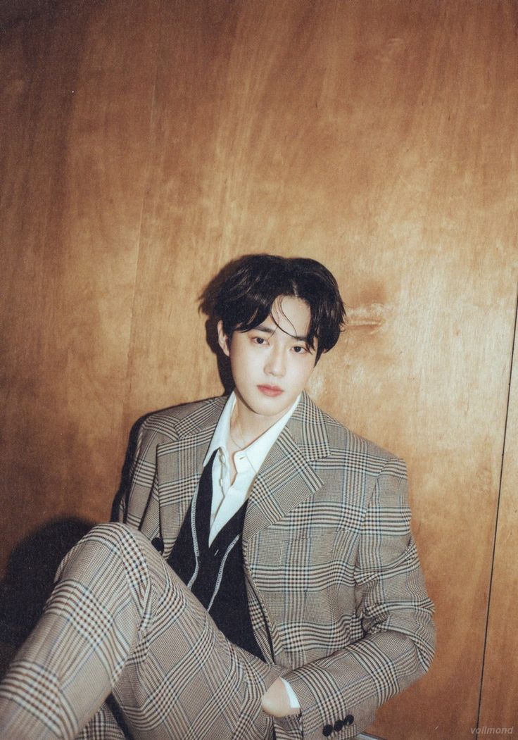 Behind-the-scenes cut of Suho (EXO)