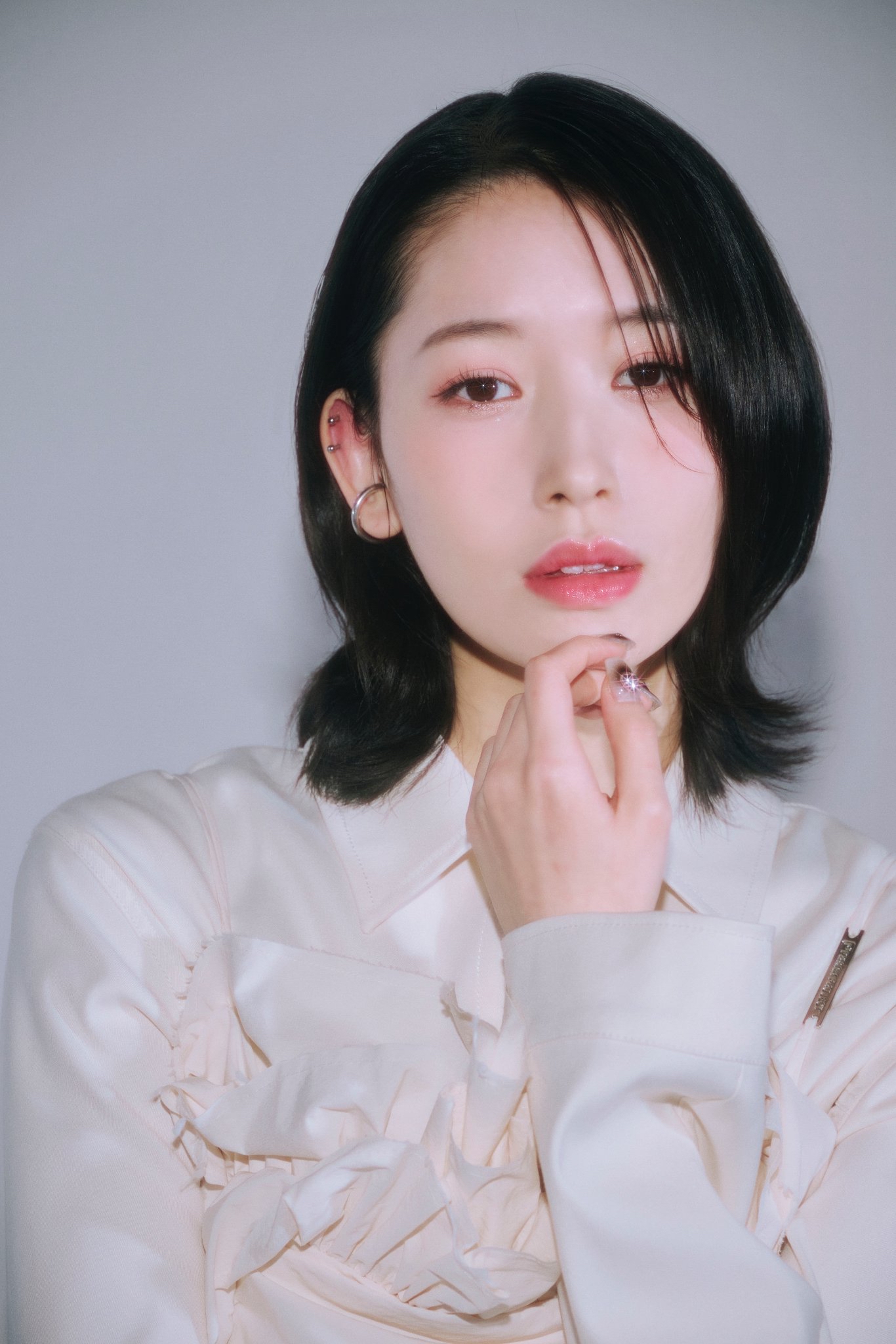 Behind-the-scenes cut of Kasahara Momona (ME:I)