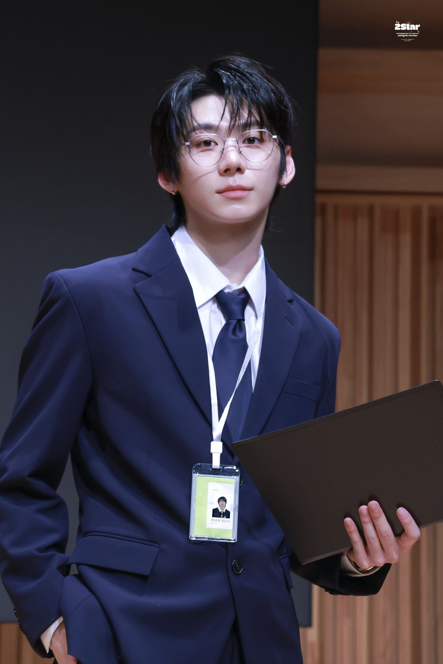 AHOF パクハン　まとめ パク・ハン｜AHOF｜応援投票、身長、年齢など