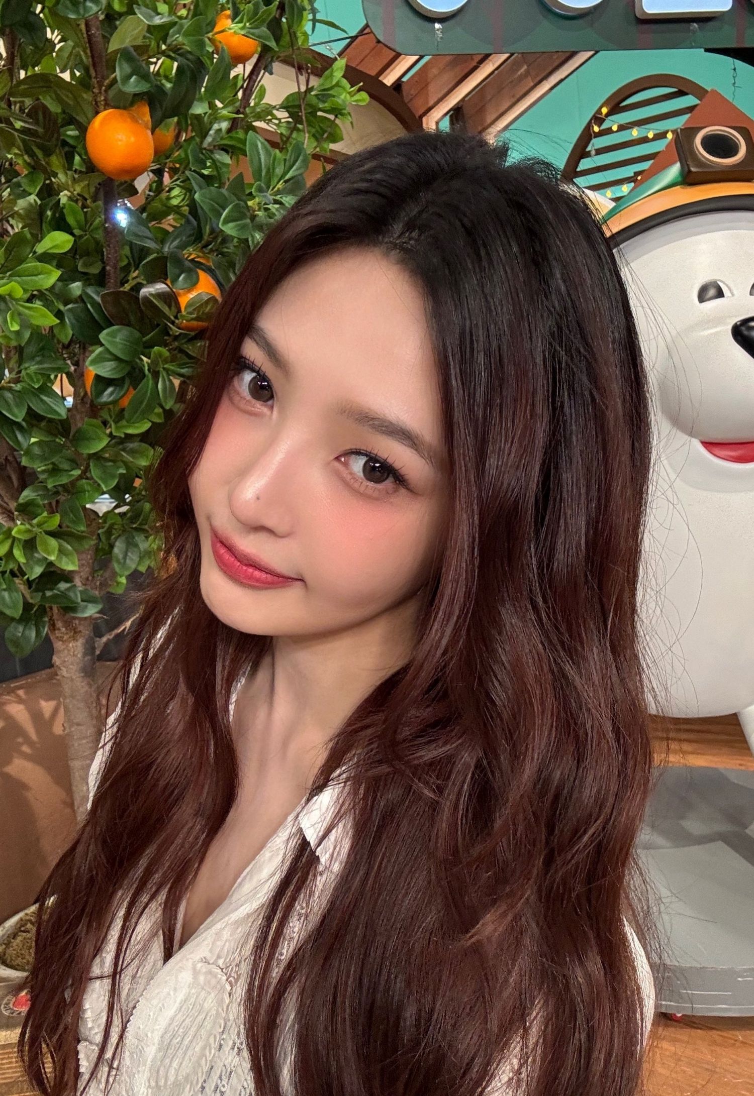 Recent activity shot of Joy (Red Velvet)