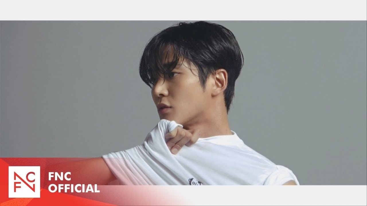 A moment captured by Rowoon's fan