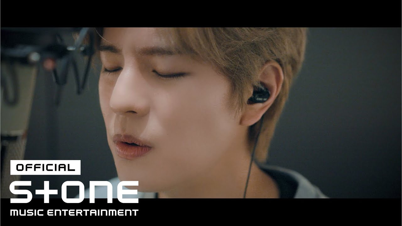 Behind-the-scenes cut of Seungmin (Stray Kids)