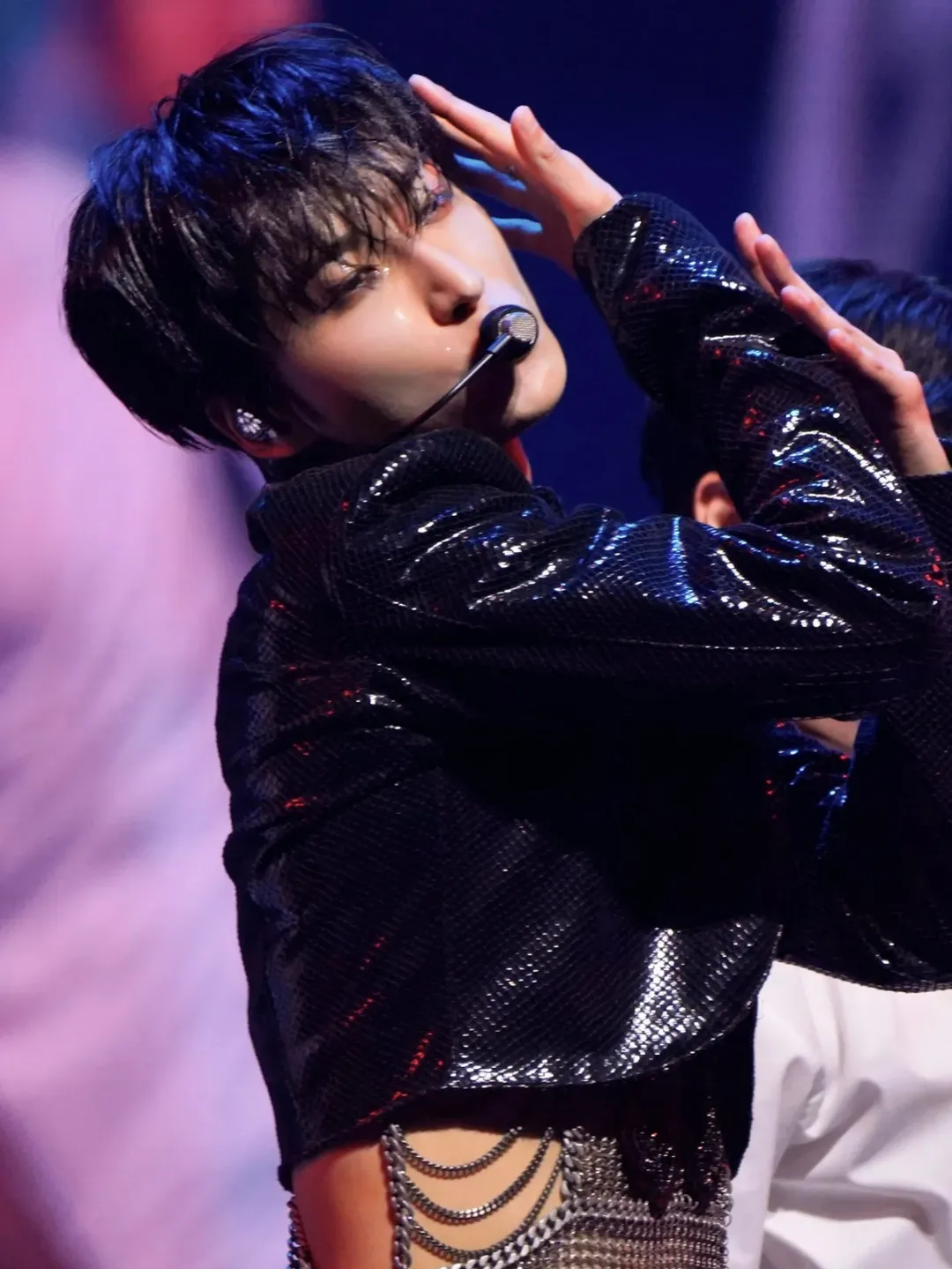 Latest photo of Seonghwa (ATEEZ)