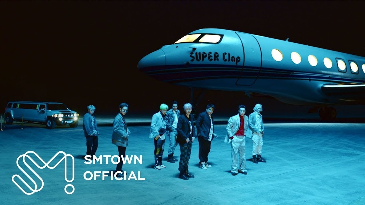 Behind-the-scenes cut of Super Junior