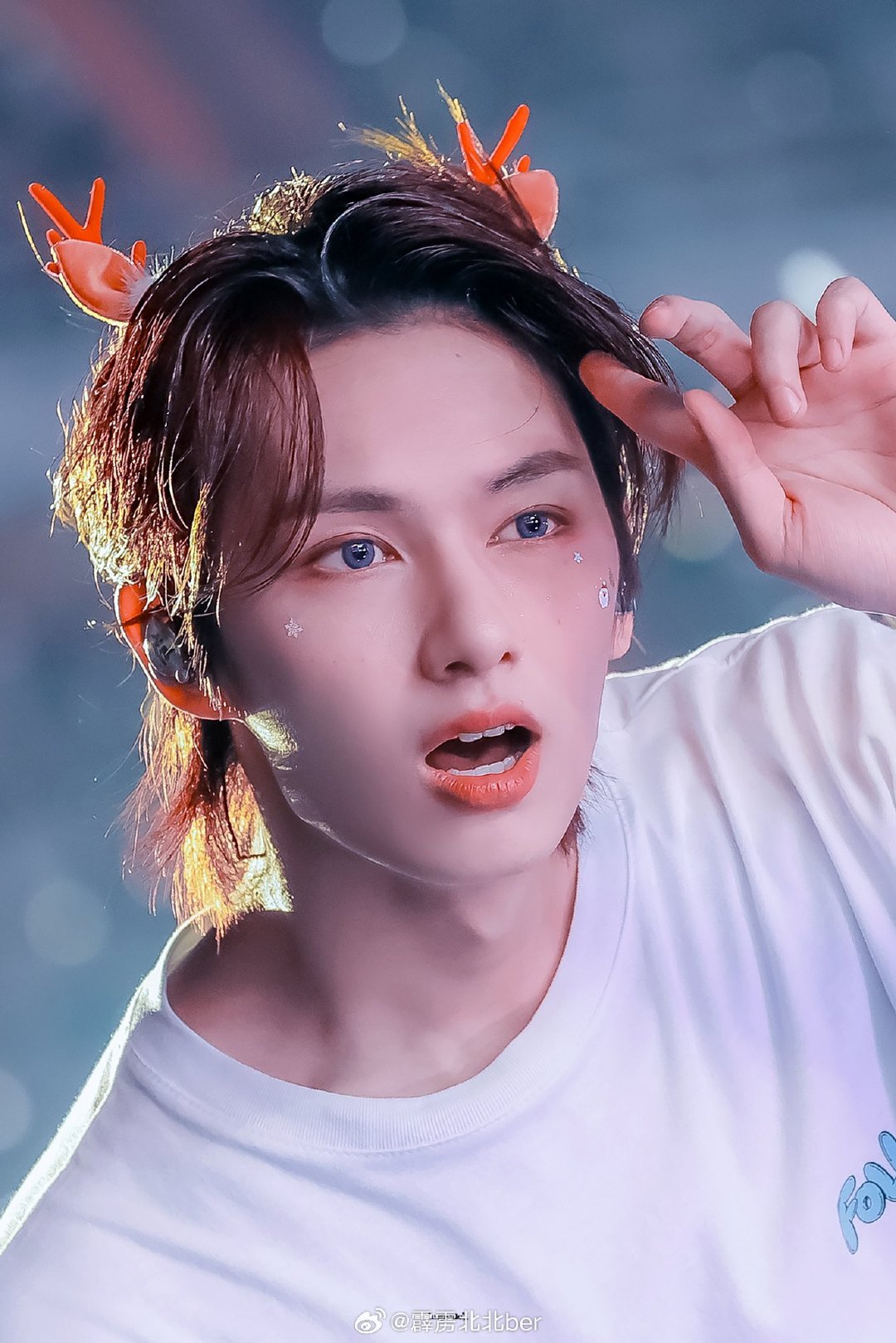 Latest photo of Jun (SEVENTEEN)