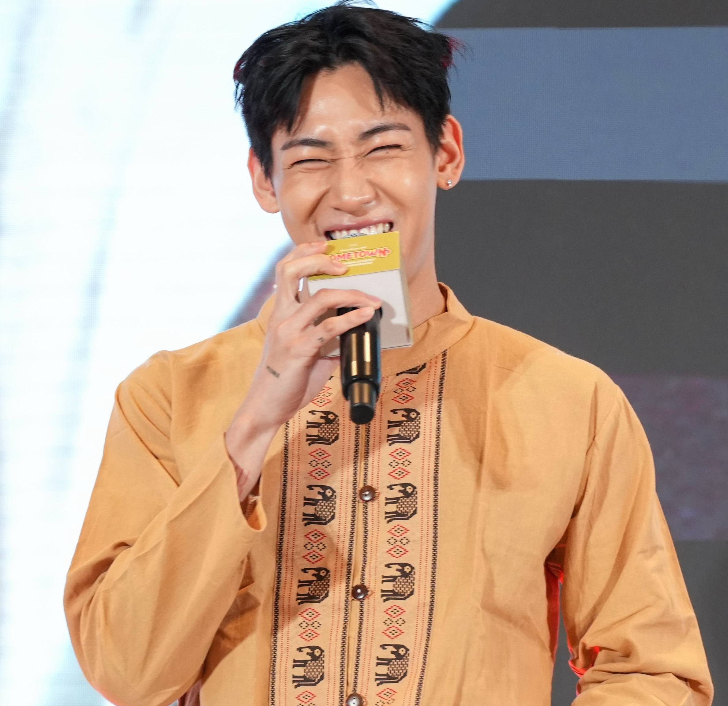 A moment captured by Bambam (GOT7)'s fan