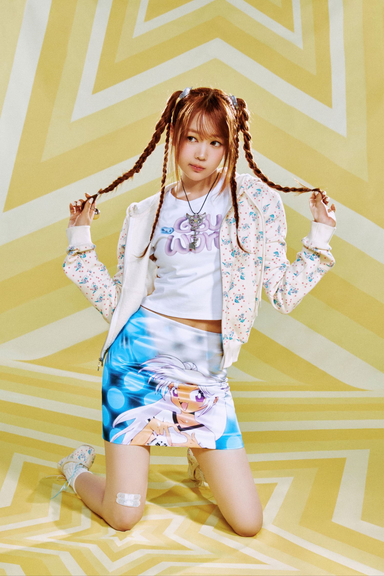 Behind-the-scenes cut of Ye-on (Hearts2Hearts)